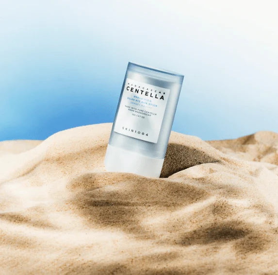 SKIN1004 Madagascar Centella Hyalu-Cica Silky-fit Sun Stick